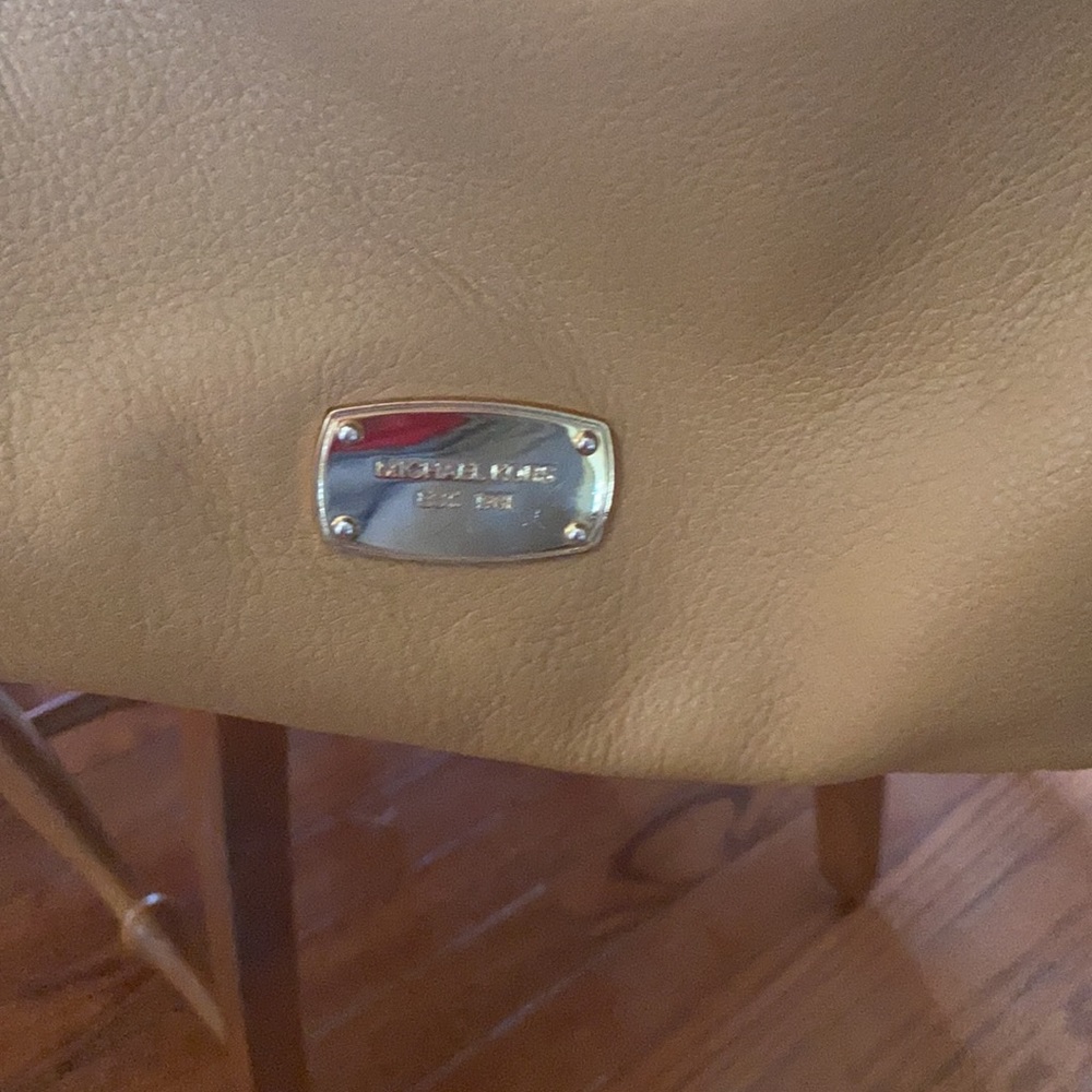 Michael Kors crossbody in pebbled leather - Picture 4 of 6